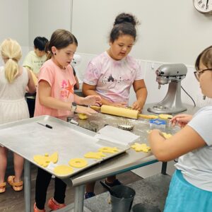 SPRING CAMP: Kids Springs time favorites.